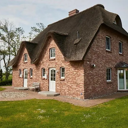 House Reetdachhaus House 1 Nyaraló *
