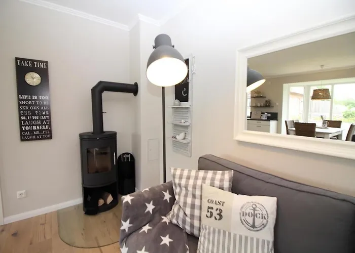 House Reetdachhaus House 1 Ferienhaus